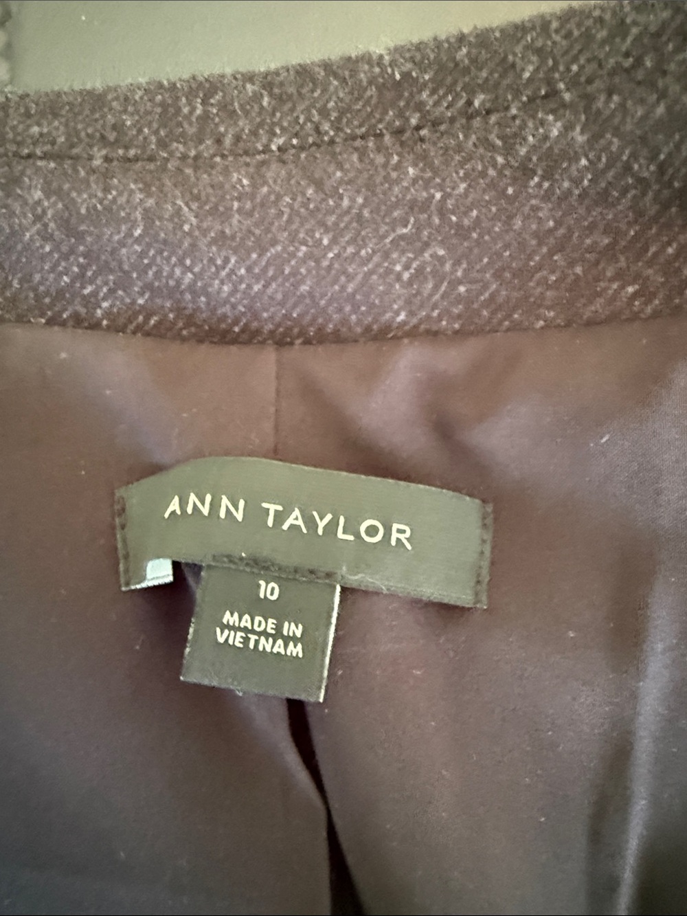 Ann Taylor Dark Charcoal Grey Women's Blazer - Tailored Single-Button Jacket - Picture 4 of 5